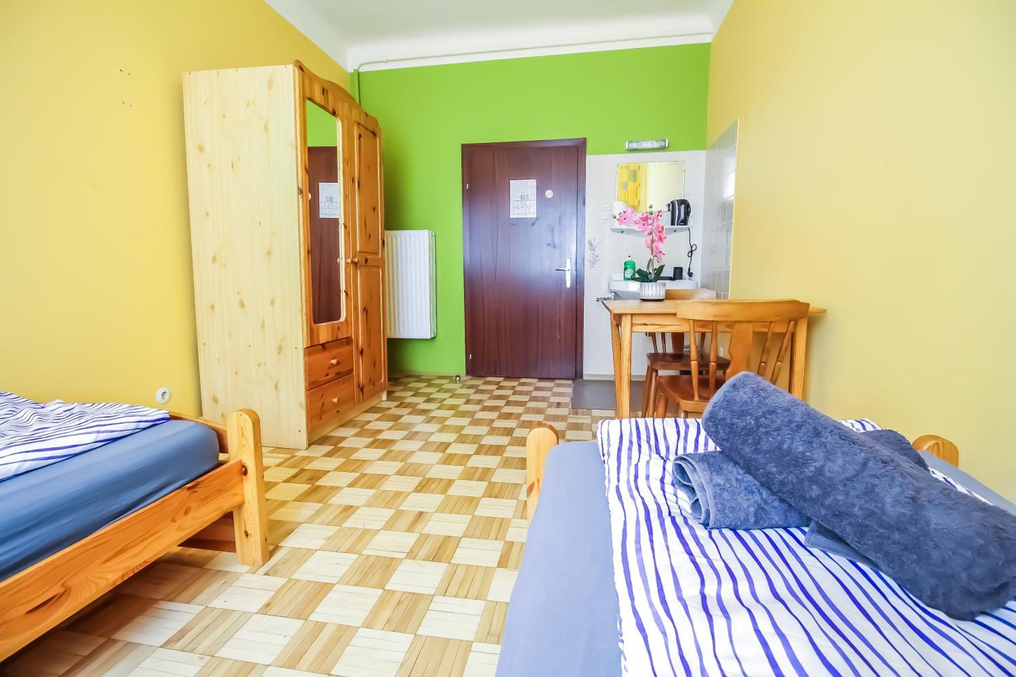 Cozy Rooms - U3 Hutteldorferstrasse Vienna Luaran gambar