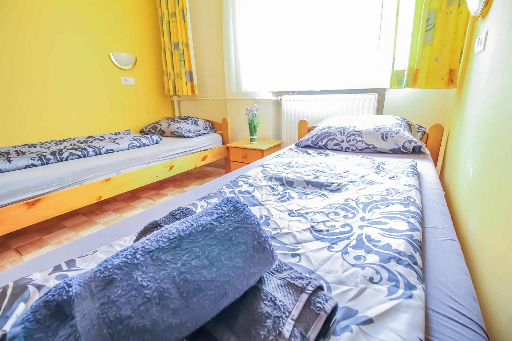 Cozy Rooms - U3 Hutteldorferstrasse Vienna Luaran gambar